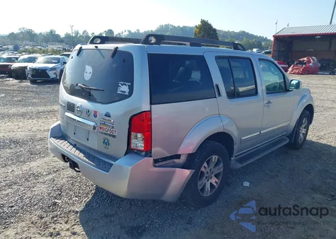 2011 Nissan Pathfinder Silver из США, поврежденный, VIN 5N1AR1NB6BC623582